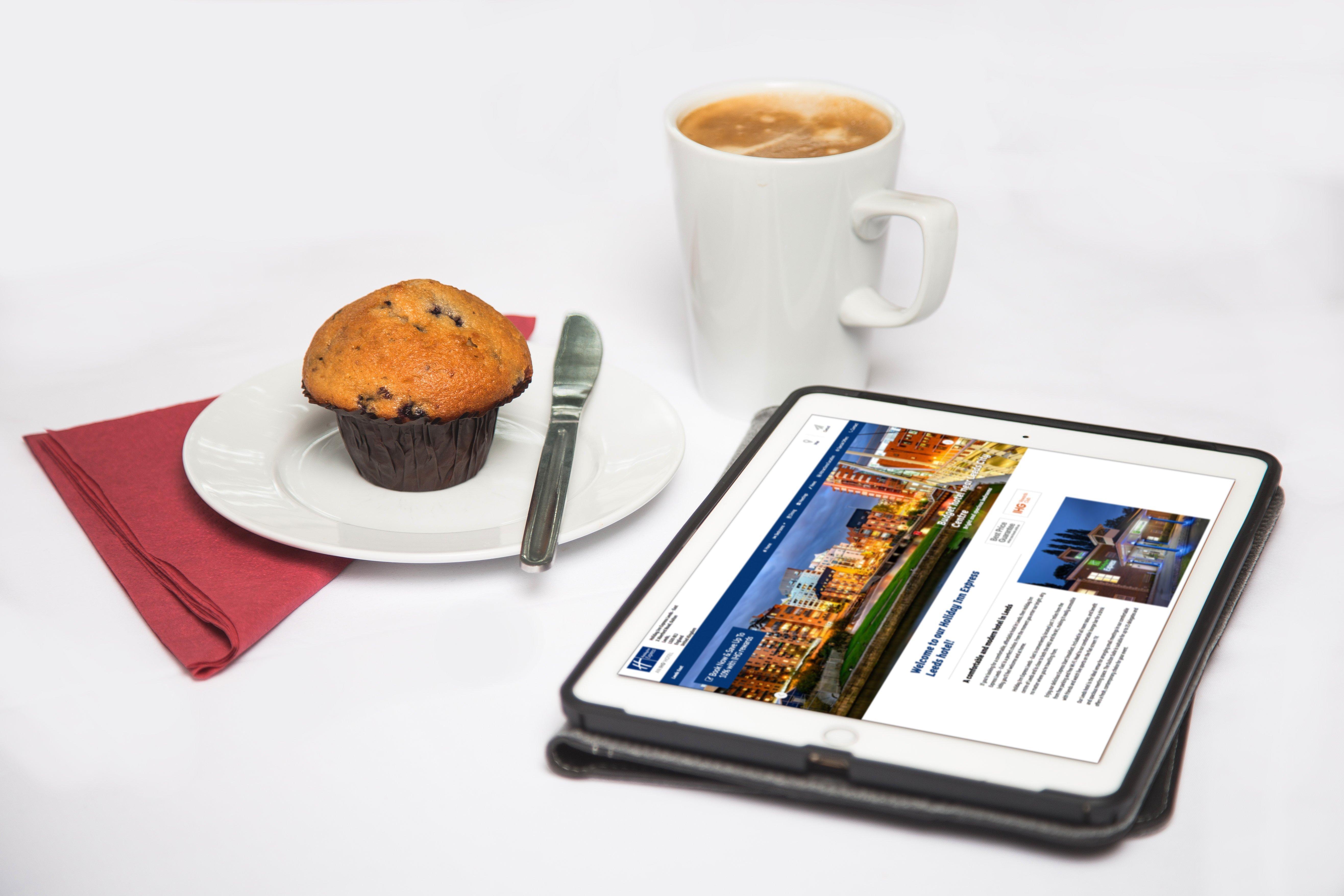 Holiday Inn Express York By Ihg Exterior photo
